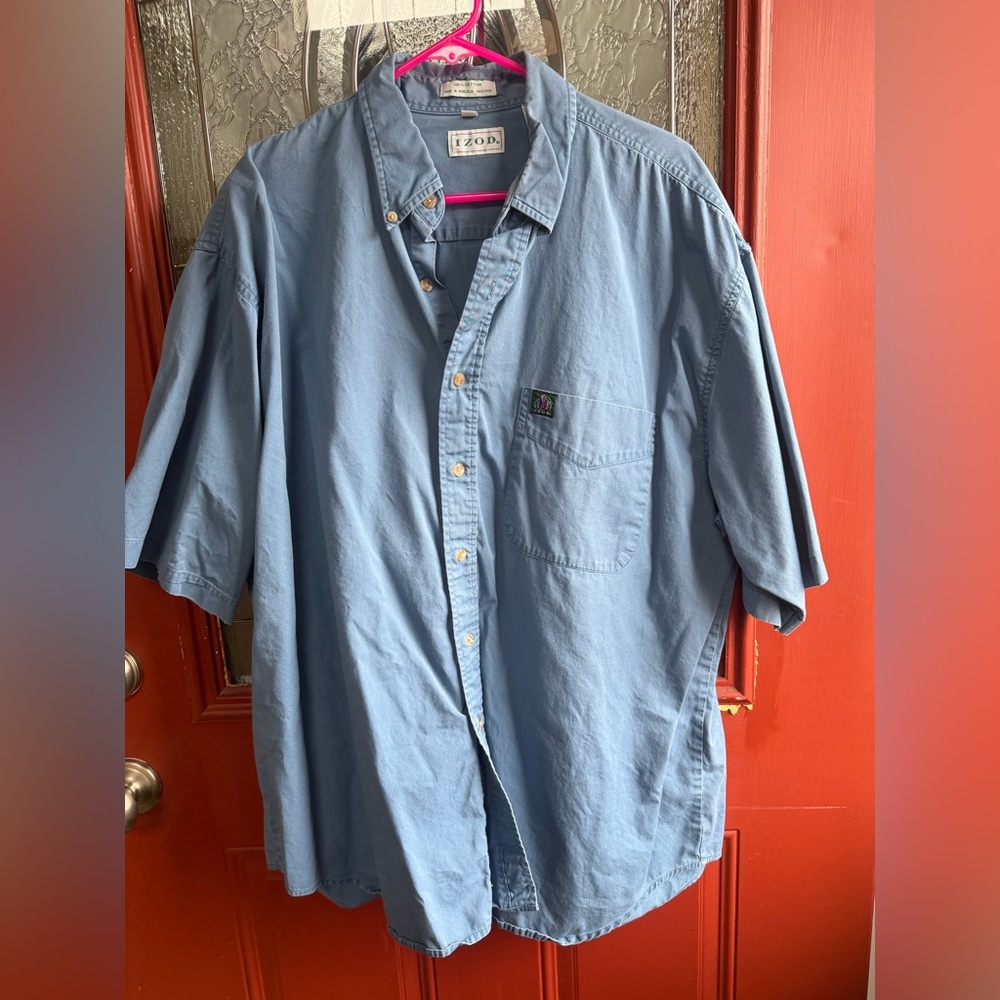 Izod Short-Sleeve Button-Down Shirt in Light Blue